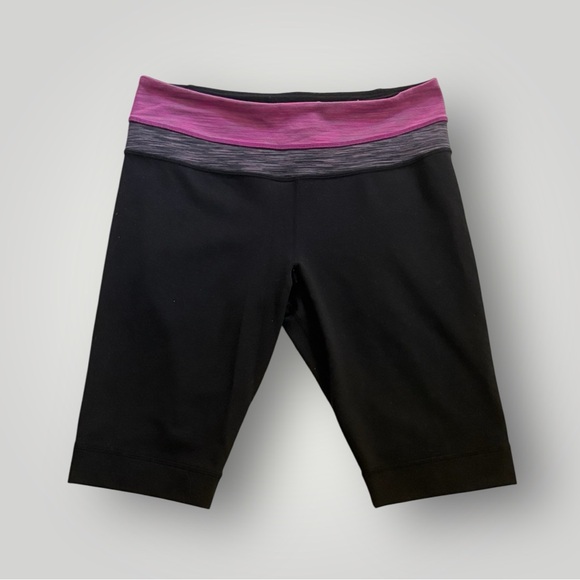 lululemon athletica Pants - Women’s Lululemon Biker Shorts! Purple Grey Black! Size 6!